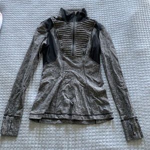 Lululemon half-zip: super comfortable and warm.